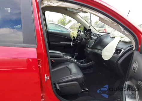 2019 Dodge Journey Crossroad Awd z USA, uszkodzony, nr VIN 3C4PDDGG4KT816373